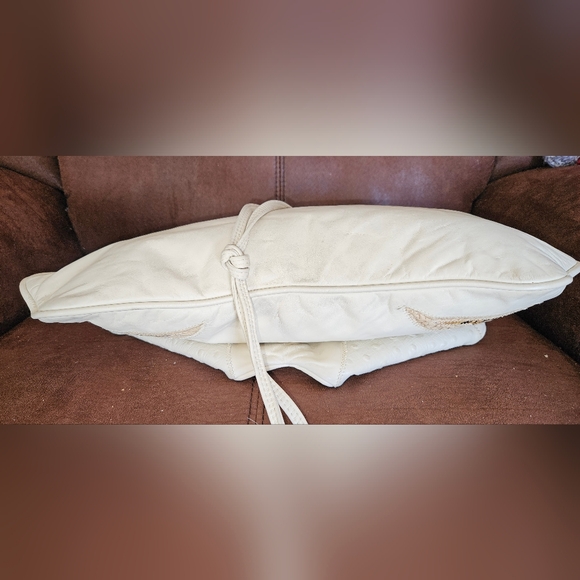 PELLE Vintage 80s Shoulder Bag Envelope Purse Ostrich Embossed Cream Leather - Picture 11 of 15